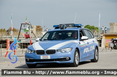 Bmw 320 Touring F31 II restyle
Polizia di Stato
Polizia Stradale
Allestimento Marazzi
Decorazione Grafica Artlantis
POLIZIA M2569
Parole chiave: Bmw 320_Touring_F31_II_restyle POLIZIA_M2569