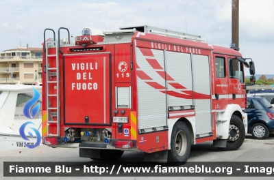 Man TGM 15.250 II serie
Vigili del Fuoco
Comando Provinciale di Grosseto
AutoPompaSerbatoio allestimento BAI
VF 29323
Parole chiave: Man TGM_15_250_IIserie VF29323