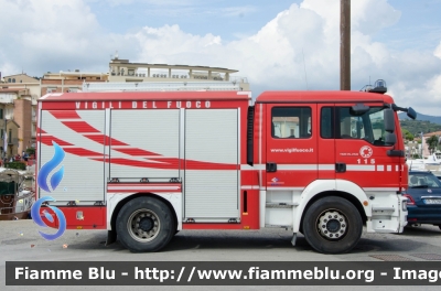 Man TGM 15.250 II serie
Vigili del Fuoco
Comando Provinciale di Grosseto
AutoPompaSerbatoio allestimento BAI
VF 29323
Parole chiave: Man TGM_15_250_IIserie VF29323