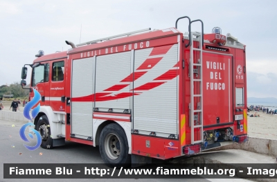 Man TGM 15.250 II serie
Vigili del Fuoco
Comando Provinciale di Grosseto
AutoPompaSerbatoio allestimento BAI
VF 29323
Parole chiave: Man TGM_15_250_IIserie VF29323