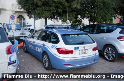 Bmw 320 Touring F31 II serie
Polizia di Stato
Polizia Stradale
Allestimento Marazzi
Decorazione Grafica Artlantis
POLIZIA M2568
Parole chiave: Bmw 320_Touring_F31_IIserie POLIZIAM2568