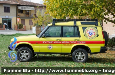 Land Rover Discovery II serie
Corpo Nazionale del Soccorso Alpino e Speleologico
SAST - Regione Toscana
XXXIII Delegazione Appenninica
Stazione Monte Amiata
Parole chiave: Land_Rover Discovery_IIserie