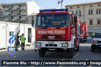 Iveco EuroFire 140E28 4x4 I serie
Vigili del Fuoco
Comando Provinciale di Lucca
AutoPompaSerbatoio allestimento Iveco-Magirus
VF 22690
Parole chiave: Iveco EuroFire_140E28_4x4_Iserie VF22690