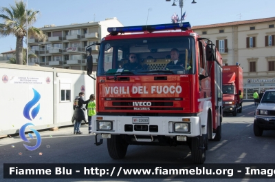 Iveco EuroFire 140E28 4x4 I serie
Vigili del Fuoco
Comando Provinciale di Lucca
AutoPompaSerbatoio allestimento Iveco-Magirus
VF 22690
Parole chiave: Iveco EuroFire_140E28_4x4_Iserie VF22690