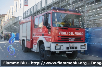 Iveco EuroFire 140E28 4x4 I serie
Vigili del Fuoco
Comando Provinciale di Lucca
AutoPompaSerbatoio allestimento Iveco-Magirus
VF 22690
Parole chiave: Iveco EuroFire_140E28_4x4_Iserie VF22690