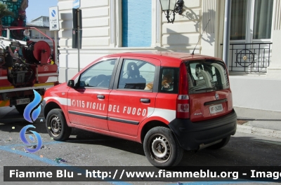 Fiat Nuova Panda 4x4 I serie
Vigili del Fuoco
Comando Provinciale di Lucca
VF 24335
Parole chiave: Fiat Nuova_Panda_4x4_Iserie VF24335