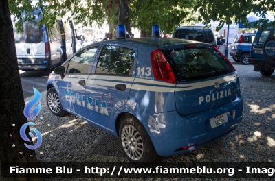 Fiat Grande Punto
Polizia di Stato
Servizio Aereo
POLIZIA H0321
Parole chiave: Fiat Grande_Punto POLIZIAH0321