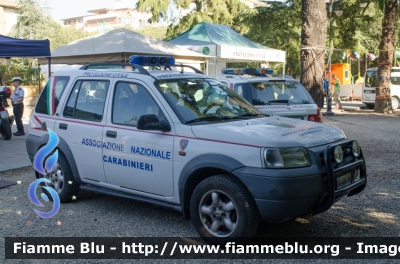 Land Rover Freelander I serie restyle
Associazione Nazionale Carabinieri
Sezione Sesto Fiorentino
Parole chiave: Land_Rover Freelander_Iserie_restyle