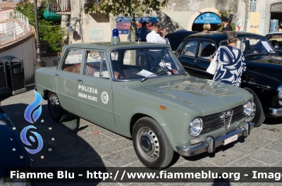 Alfa Romeo Giulia 1300 Ti
Polizia di Stato
POLIZIA 36941
Parole chiave: Alfa_Romeo Giulia_1300_Ti POLIZIA36941