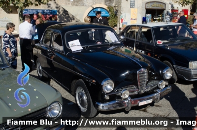 Alfa Romeo 1900
Polizia di Stato
Squadra Mobile
Mezzo Storico
POLIZIA 18029
Parole chiave: Alfa_Romeo 1900 POLIZIA18019