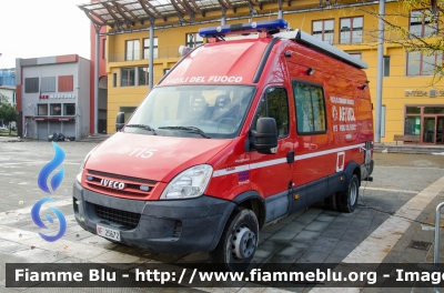 Iveco Daily IV serie
Vigili del Fuoco
Comando Provinciale di Siena
AutoFurgone/Unità di Crisi Locale
allestimento Iveco-Magirus
VF 25672
Parole chiave: Iveco Daily_IVserie VF25672