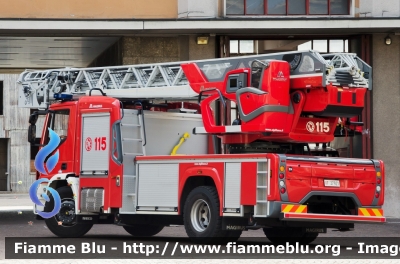 Iveco EuroCargo 180E32 IV serie
Vigili del Fuoco
Comando Provinciale di Milano
AutoScala M39L da 39 metri allestimento Magirus
VF 27921
Parole chiave: Iveco EuroCargo_180E32_IVserie Vigili_del_Fuoco Comando_Provinciale_Milano VF27921