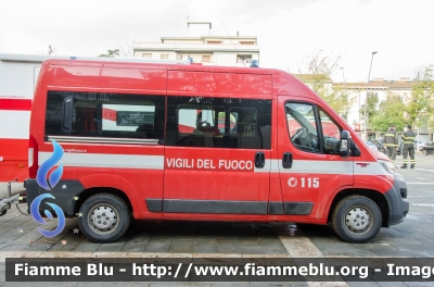 Fiat Ducato X290
Vigili del Fuoco
Comando Provinciale di Lucca
VF 28213
Parole chiave: Fiat Ducato_X290 VF28213