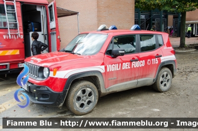 Jeep Renegade
Vigili del Fuoco
Comando Provinciale di Arezzo
VF 28839
Parole chiave: Jeep_Renegade VF28839