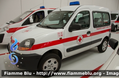 Renault Kangoo 4x4 II serie
Croce Rossa Italiana
Comitato Locale di Lipomo
CRI 446 AB
Parole chiave: Renault Kangoo_4x4_IIserie CRI_Comitato_Locale_Lipomo CRI446AB