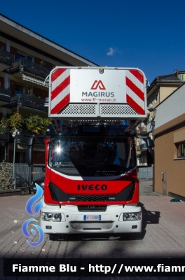 Iveco EuroCargo 160E32 IV serie 
Vigili del Fuoco
Unione Distrettuale Merano (BZ)
Bezirksverband Meran
Veicolo ospitato dal Corpo di Merano
Autoscala M32L-AT da 32 metri articolata allestimento Magirus
VF FW 3BD
Parole chiave: Iveco EuroCargo_160E32_IVserie Vigili_del_fuoco Unione_distrettuale_Merano VF_FW_3BD