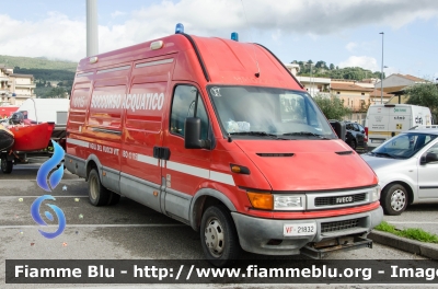 Iveco Daily III serie
Vigili del Fuoco
Comando Provinciale di Viterbo
Nucleo Soccorso Subacqueo Acquatico
Allestimento CVS
VF 21832
Parole chiave: Iveco Daily_IIIserie VF21832