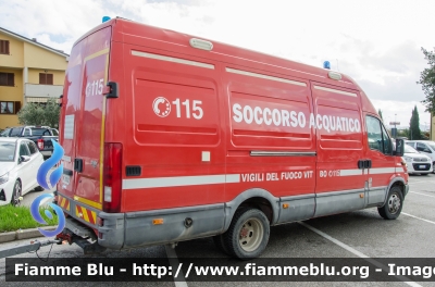 Iveco Daily III serie
Vigili del Fuoco
Comando Provinciale di Viterbo
Nucleo Soccorso Subacqueo Acquatico
Allestimento CVS
VF 21832
Parole chiave: Iveco Daily_IIIserie VF21832