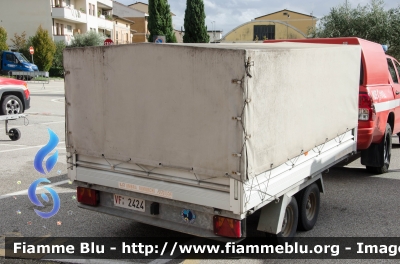 Carrello
Vigili del Fuoco
Comando Provinciale di Roma
Nucleo Sommozzatori
VF R2424
Parole chiave: Carrello VFR2424