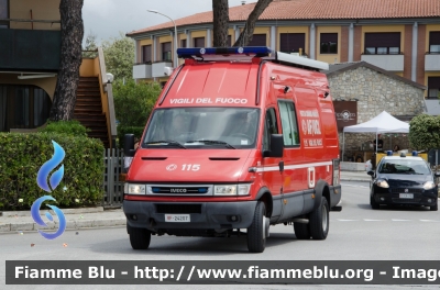 Iveco Daily III serie
Vigili del Fuoco
Comando Provinciale di Pisa
AutoFurgone/Unità di Crisi Locale
allestimento Iveco-Magirus
VF 24207
Parole chiave: Iveco Daily_IIIserie VF24207