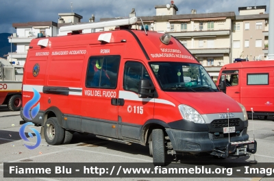 Iveco Daily V serie
Vigili del Fuoco
Comando Provinciale di Roma
Nucleo Soccorso Subacqueo Acquatico
Allestimento Elevox
VF 27074
Parole chiave: Iveco Daily_Vserie VF27074