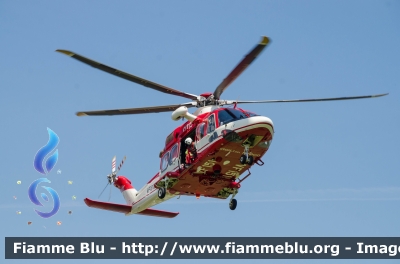 Agusta Westland AW139
Vigili del Fuoco
Servizio Aereo
Nucleo Elicotteri di Bologna
Drago VF 151
Parole chiave: Agusta Westland_AW139 VF151