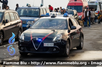 Alfa Romeo Nuova Giulietta restyle
Carabinieri
Nucleo Operativo Radiomobile
Allestimento NCT Nuova Carrozzeria Torinese
Decorazione Grafica Artlantis
CC EC 572
Parole chiave: Alfa_Romeo Nuova_Giulietta restyle CCEC572