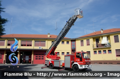 Iveco EuroFire 150E27 I serie
Vigili del Fuoco
Comando Provinciale di Milano
Distaccamento Volontario di Magenta
AutoScala allestimento Iveco-Magirus
Ricondizionata Fortini 
VF 28381
Parole chiave: Iveco EuroFire_150E27_Iserie Vigili_del_Fuoco Comando_Provinciale_Milano VF28381