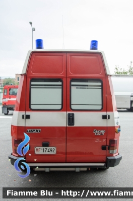 Fiat Ducato I serie restyle
Vigili del Fuoco
Comando Provinciale di Pistoia
Distaccamento Permanente di Montecatini Terme
Nucleo SAF
VF 17492
Parole chiave: Fiat Ducato_Iserie restyle VF17492