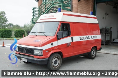 Fiat Ducato I serie restyle
Vigili del Fuoco
Comando Provinciale di Pistoia
Distaccamento Permanente di Montecatini Terme
Nucleo SAF
VF 17492
Parole chiave: Fiat Ducato_Iserie restyle VF17492