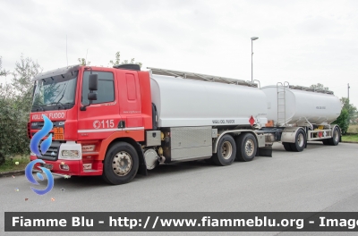 Daf CF I serie
Vigili del Fuoco
Comando Provinciale di Pistoia
Distaccamento Permanente di Montecatini Terme
VF 29355
Parole chiave: Daf CF_Iserie VF29355