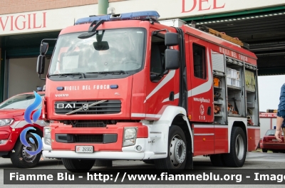 Volvo FL 290 III serie
Vigili del Fuoco
Comando Provinciale di Pistoia
Distaccamento Permanente di Montecatini Terme
AutoPompaSerbatoio allestimento Bai
VF 26502
Parole chiave: Volvo FL_290_IIIserie VF26502