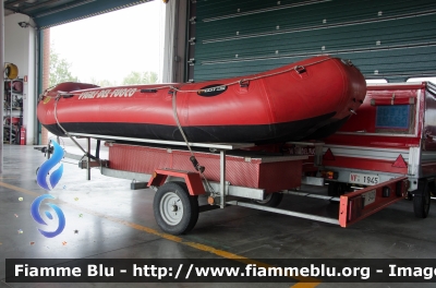 Carrello
Vigili del Fuoco
Comando Provinciale di Pistoia
Distaccamento Permanente di Montecatini Terme
VF R3403
Parole chiave: Carrello_VFR3403