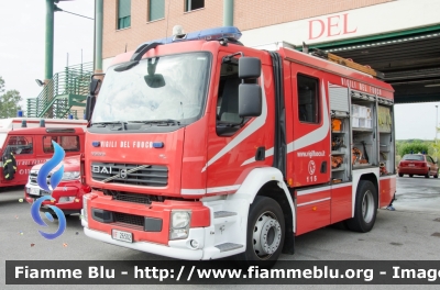 Volvo FL 290 III serie
Vigili del Fuoco
Comando Provinciale di Pistoia
Distaccamento Permanente di Montecatini Terme
AutoPompaSerbatoio allestimento Bai
VF 26502
Parole chiave: Volvo FL_290_IIIserie VF26502