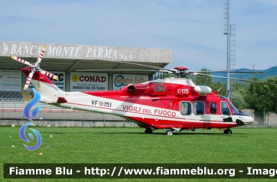 Agusta Westland AW139
Vigili del Fuoco
Servizio Aereo
Nucleo Elicotteri di Bologna
Drago VF 151
Parole chiave: Agusta Westland_AW139 VF151