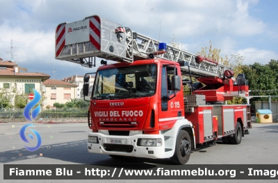 Iveco EuroCargo 150E28 II serie
Vigili del Fuoco
Comando Provinciale di Milano
Distaccamento Cittadino di Sardegna
AutoScala da 30 metri allestimento Iveco-Magirus con cambio automatico Allison
VF 22756
Parole chiave: Iveco EuroCargo_150E28_IIserie VF22756