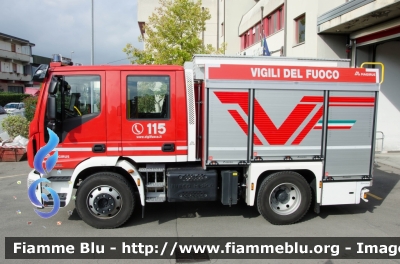 Iveco EuroCargo 120EL25 IV serie
Vigili del Fuoco
Comando Provinciale di Pistoia
AutoPompaSerbatoio allestimento Magirus
VF 31449
Parole chiave: Iveco EuroCargo_120EL25_IVserie VF31449