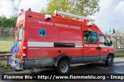 Iveco Daily IV serie restyle
Vigili del Fuoco
Comando Provinciale di Bari
Nucleo Soccorso Subacqueo Acquatico
Allestimento Elevox
VF 26583
Parole chiave: Iveco Daily_IVserie restyle VF26583