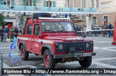 Land Rover Defender 110
Vigili Del Fuoco
Comando Provinciale di Savona
VF 22738
Parole chiave: Land Rover_Defender_110 Vigili_del_Fuoco_Savona VF22738