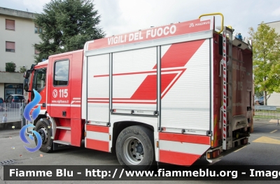 Iveco EuroCargo MaxiCity 180E30 IV serie
Vigili del Fuoco
Comando Provinciale di Pistoia
AutoPompaSerbatoio allestimento Magirus
VF 29740
Parole chiave: Iveco EuroCargo_MaxiCity_180E30_IVserie VF29740