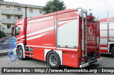 Scania P370 III serie
Vigili del Fuoco
Comando Provinciale di Pistoia
AutoBottePompa allestimento Bai
VF 32006
Parole chiave: Scania P370_IIIserie VF32006