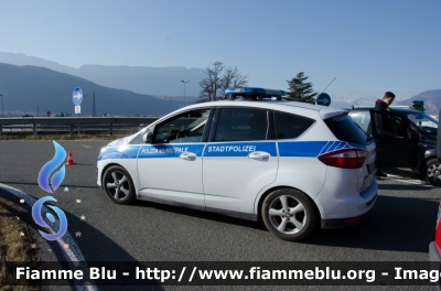 Ford C-Max
Polizia Municipale - Stadtpolizei
Laives - Leifers
Allestita Polar Special Car
POLIZIA LOCALE
YA 921 AC
Parole chiave: Ford C_Max PM_Laives