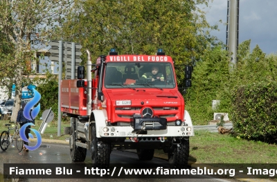 Mercedes-Benz Unimog U5023
Vigili del Fuoco
Comando Provinciale di Firenze
Distaccamento Permanente di Firenze Ovest
Allestimento BAI
VF 32289
Parole chiave: Mercedes_Benz Unimog_U5023 VF32289