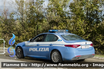 Alfa Romeo Nuova Giulia
Polizia di Stato
Squadra Volante
Allestimento FCA
POLIZIA M7152
Parole chiave: Alfa_Romeo Nuova_Giulia POLIZIAM7152