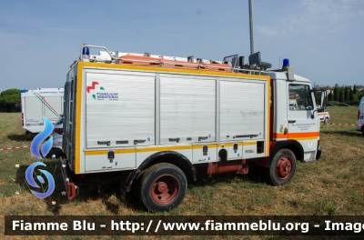 Iveco 60-10
Pubblica Assistenza Rosignano Marittimo ODV (LI)
Protezione Civile
Allestimento Baribbi
Parole chiave: Iveco 60_10