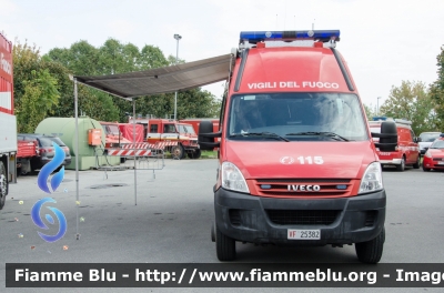 Iveco Daily IV serie
Vigili del Fuoco
Comando Provinciale di Pistoia
AutoFurgone/Unità di Crisi Locale
allestimento Iveco-Magirus
VF 25382
Parole chiave: Iveco Daily_IVserie VF25382