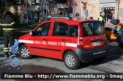 Fiat Nuova Panda I serie
Vigili del Fuoco
Comando Provinciale di Savona
Distaccamento di Finale Ligure
VF 27508 
- Veicolo acquisito da confisca - 
Parole chiave: Fiat Nuova_Panda_Iserie Vigili_del_Fuoco_Savona VF27508