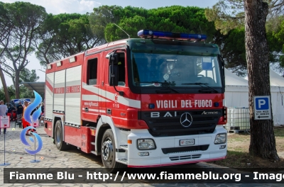 Mercedes-Benz Actros 1841 II serie
Vigili del Fuoco
Comando Provinciale di Livorno
Distaccamento Permanente di Cecina
AutoPompaSerbatoio allestimento BAI
VF 22623
Parole chiave: Mercedes_Benz Actros_1841_IIserie VF22623