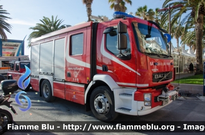 Volvo FL 280 III serie
Vigili Del Fuoco
Comando Provinciale di Savona
Distaccamento di Finale Ligure
AutoPompaSerbatoio allestimento Bai
VF 25644
Parole chiave: Volvo FL_280_IIIserie Vigili_del_Fuoco_Savona VF25644