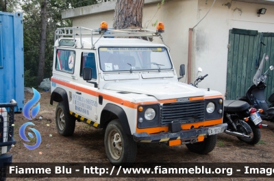 Land Rover Defender 90
Pubblica Assistenza Rosignano Marittimo ODV (LI)
Protezione Civile - Antincendio Boschivo
Parole chiave: Land_Rover Defender_90